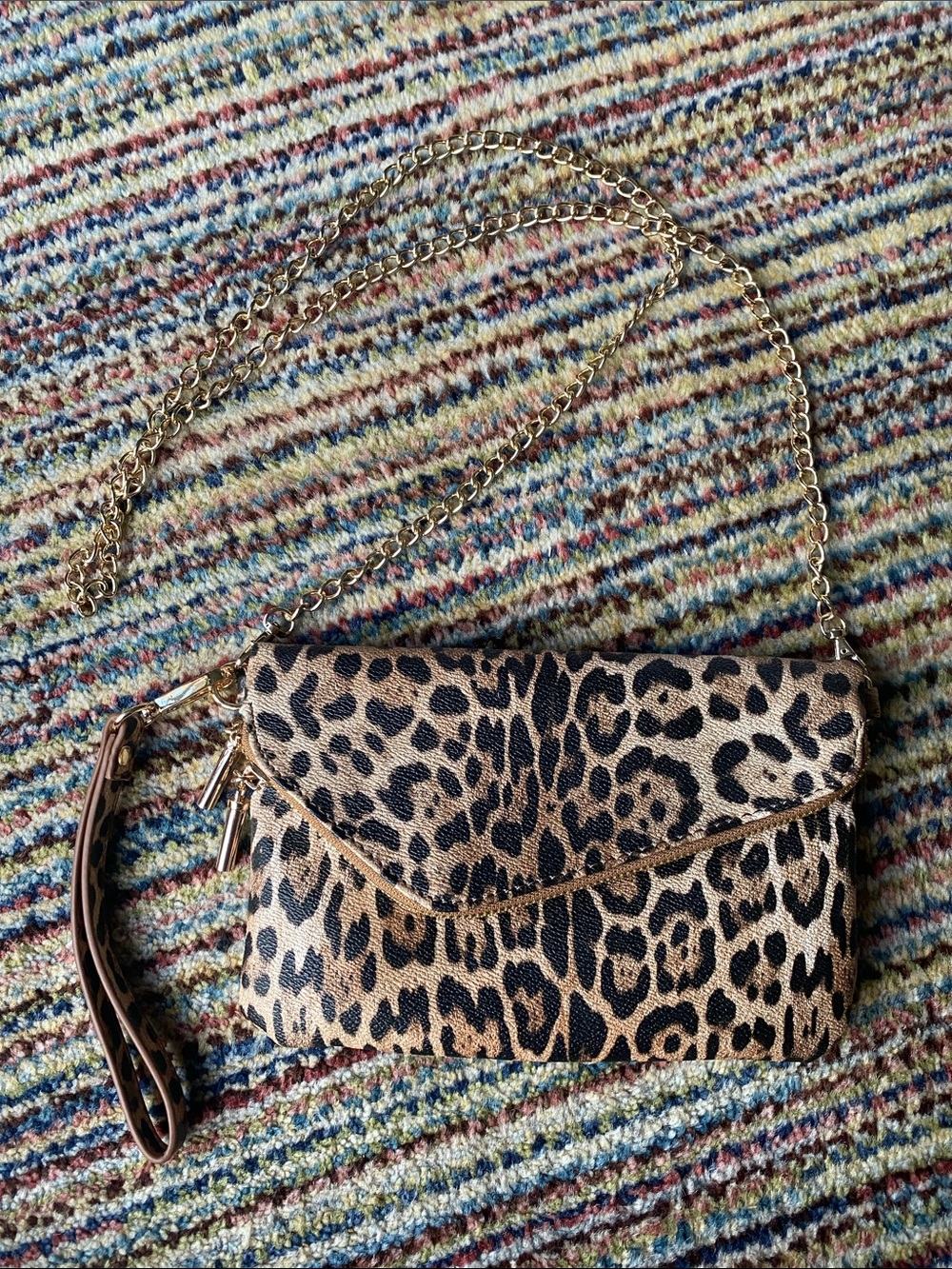 Leopard Print Crossbody Clutch Animal Print Wristlet Purse Gold Chain